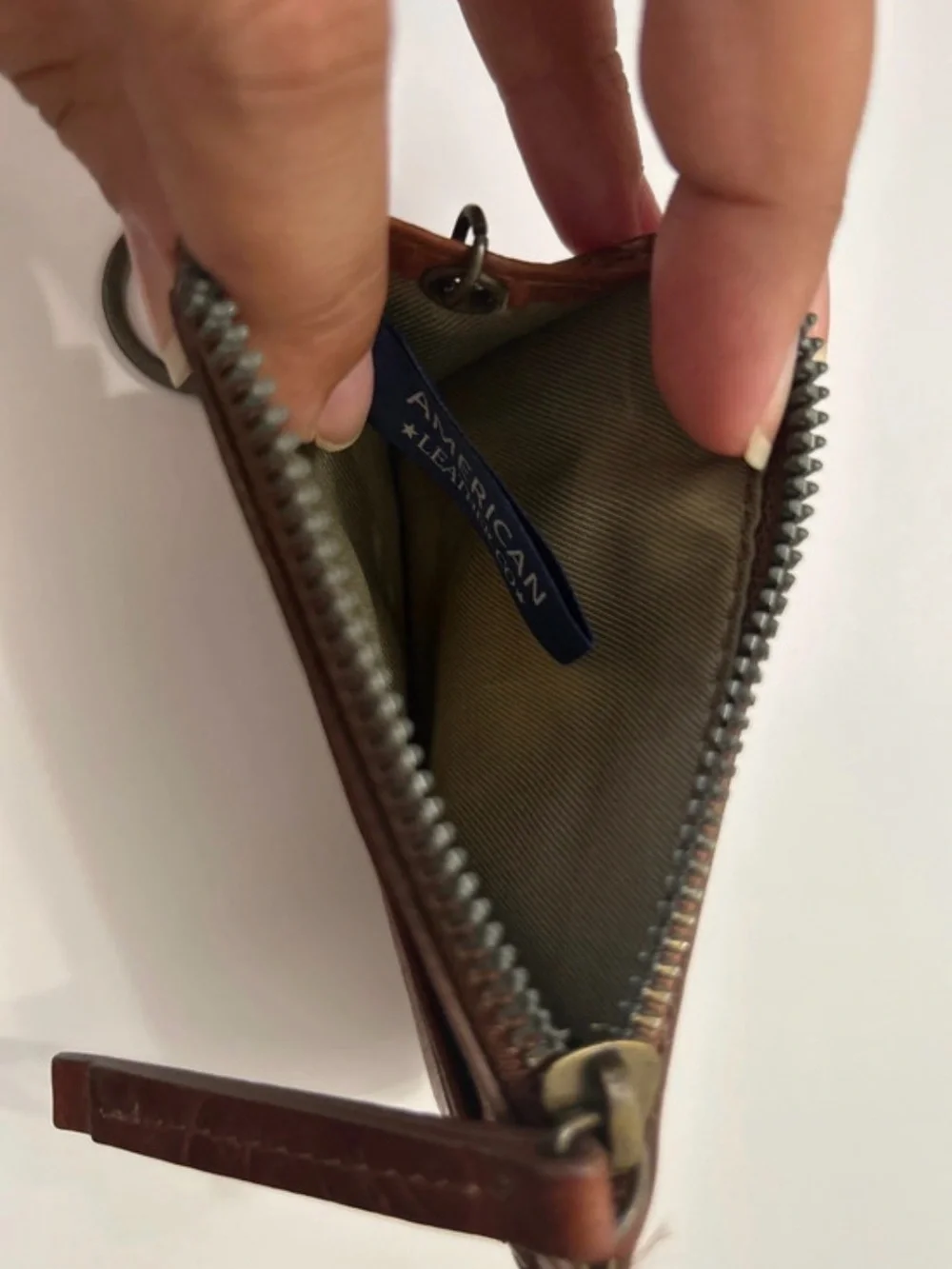 American Originals Brown Leather Card Wallet Keychain